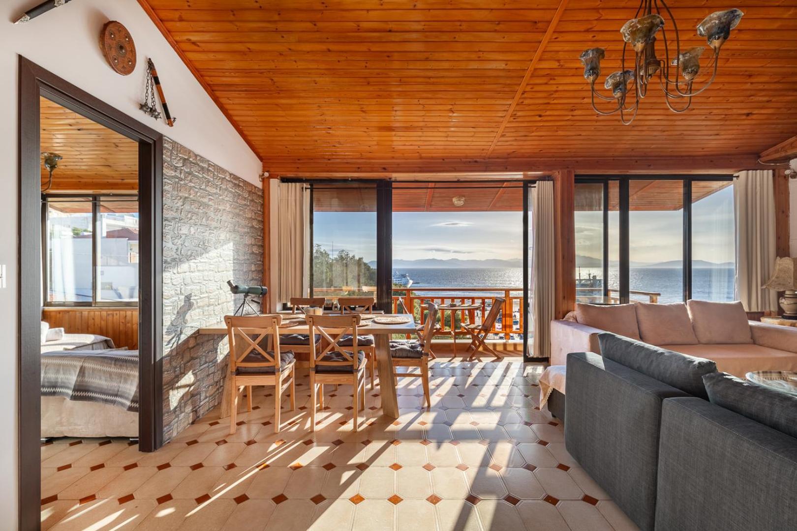 ראפינה Caldera Close To The Port, Airport & Athens מראה חיצוני תמונה