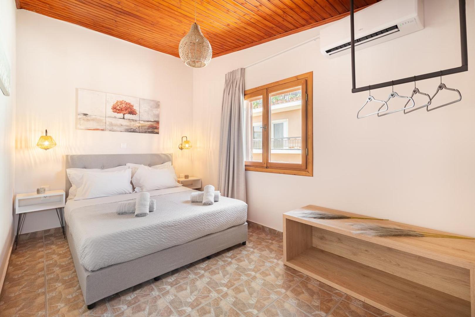 ראפינה Caldera Close To The Port, Airport & Athens מראה חיצוני תמונה